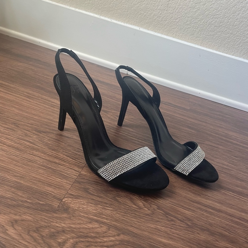 Womens short black heels